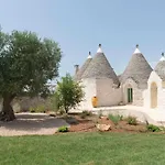 Trulli Petralux In Valle D'itria Villa Ostuni