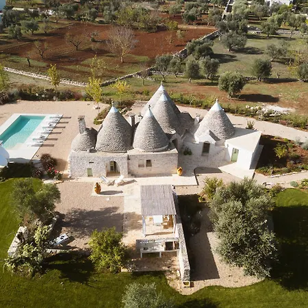 Trulli Petralux In Valle D'itria Ostuni