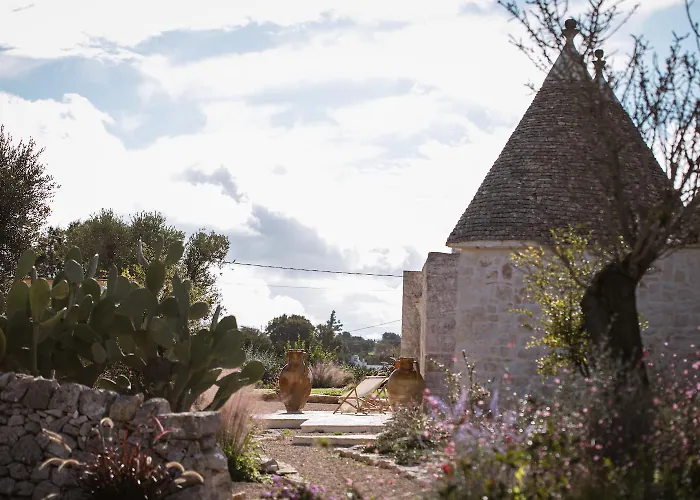 Trulli Petralux In Valle D'itria Vila *